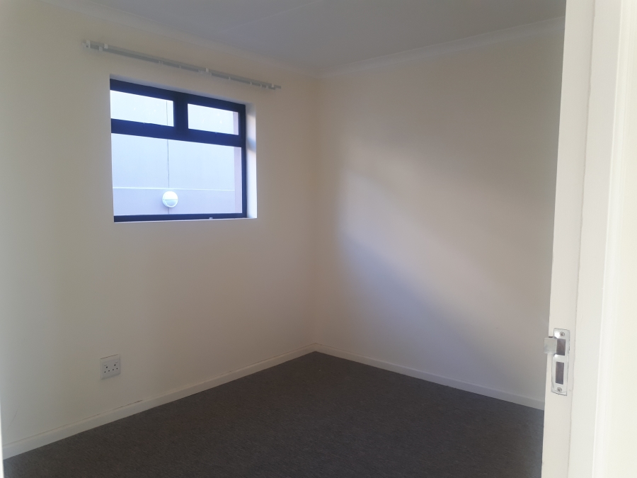 2 Bedroom Property for Sale in Kidds Beach Eastern Cape